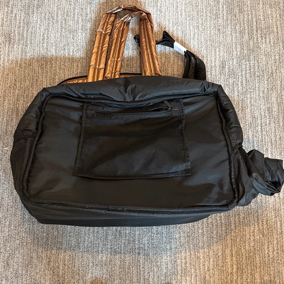 Stylish Gold Tote Bag - Picture 10 of 12